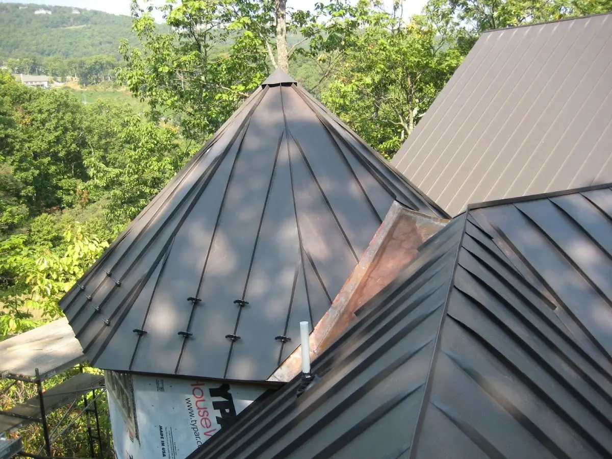 Professional Gutter Cleaning by Craftsman Roofing in Winnetka